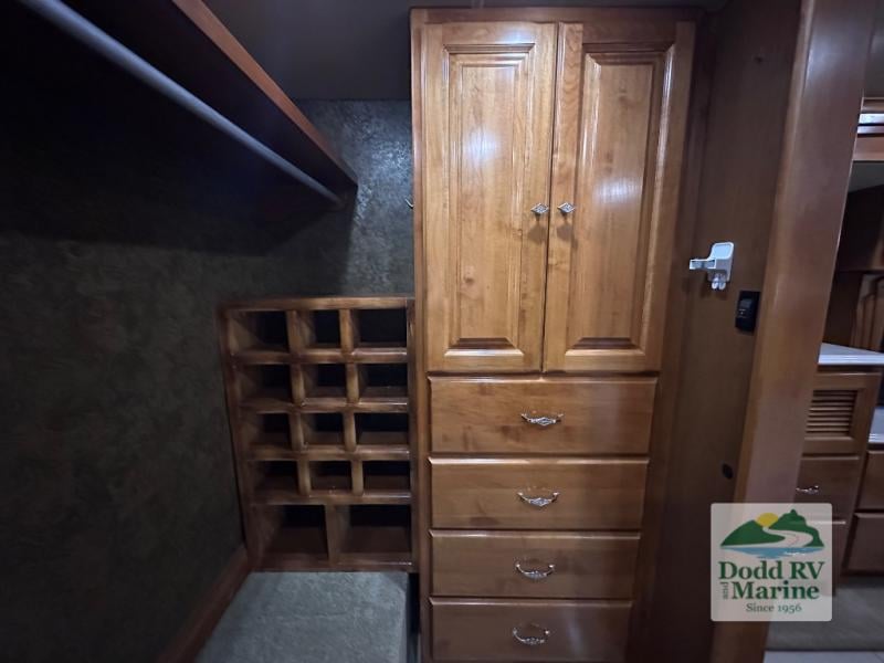Pre-Owned 2015 Tiffin Motorhomes 40 AH - photo - 37