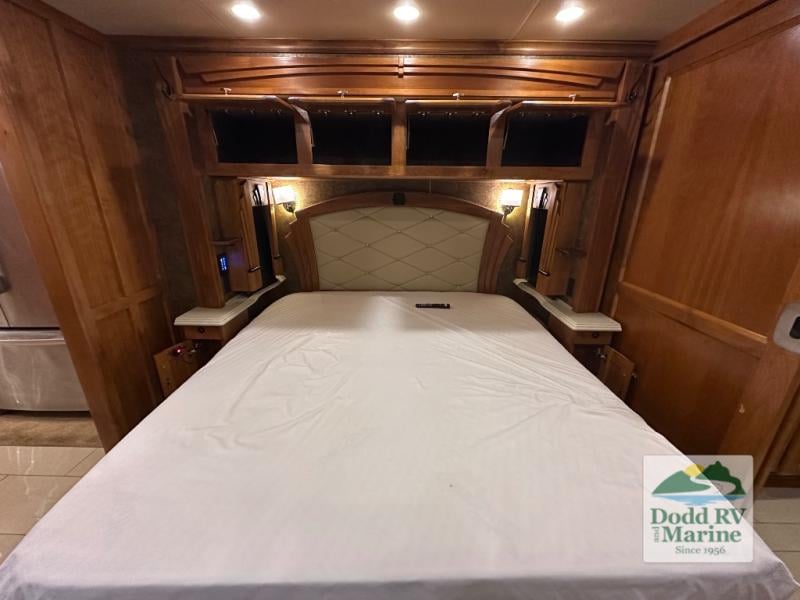 Pre-Owned 2015 Tiffin Motorhomes 40 AH - photo - 26