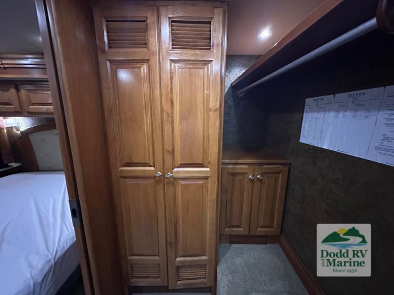 Pre-Owned 2015 Tiffin Motorhomes 40 AH - photo - 32
