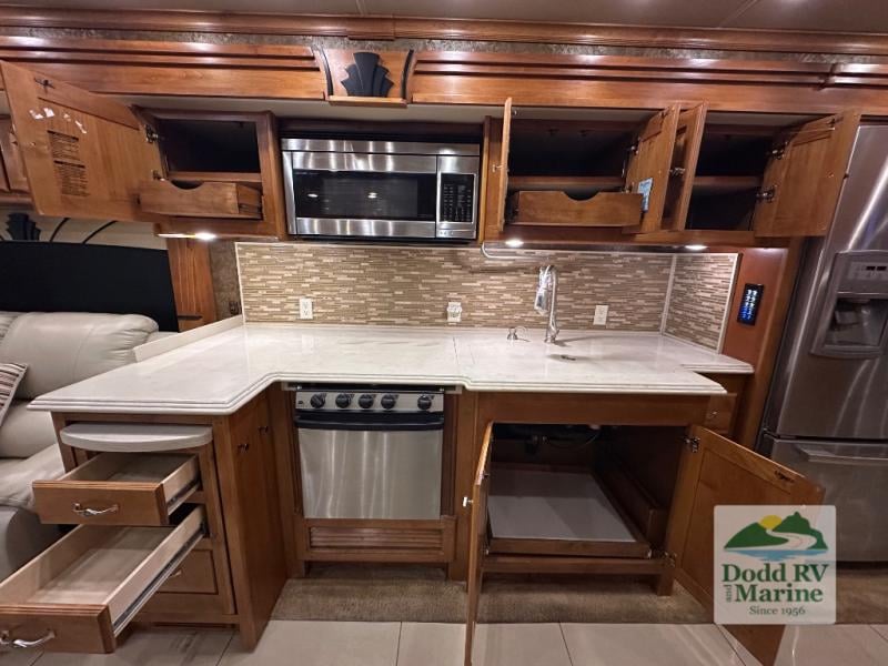 Pre-Owned 2015 Tiffin Motorhomes 40 AH - photo - 9