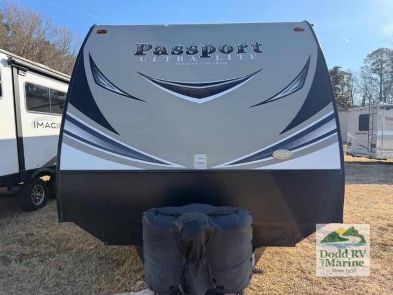 Pre-Owned 2019 Keystone RV 3350BH Grand Touring - photo - 38