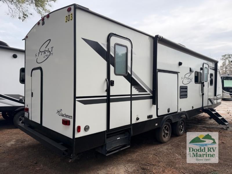 Pre-Owned 2021 Coachmen RV 2963BH - photo - 3