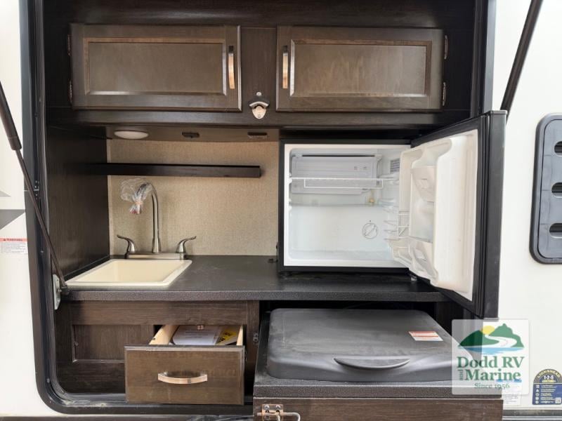 Pre-Owned 2021 Coachmen RV 2963BH - photo - 35