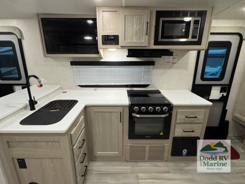 Pre-Owned 2022 Forest River RV 2514S - photo - 15