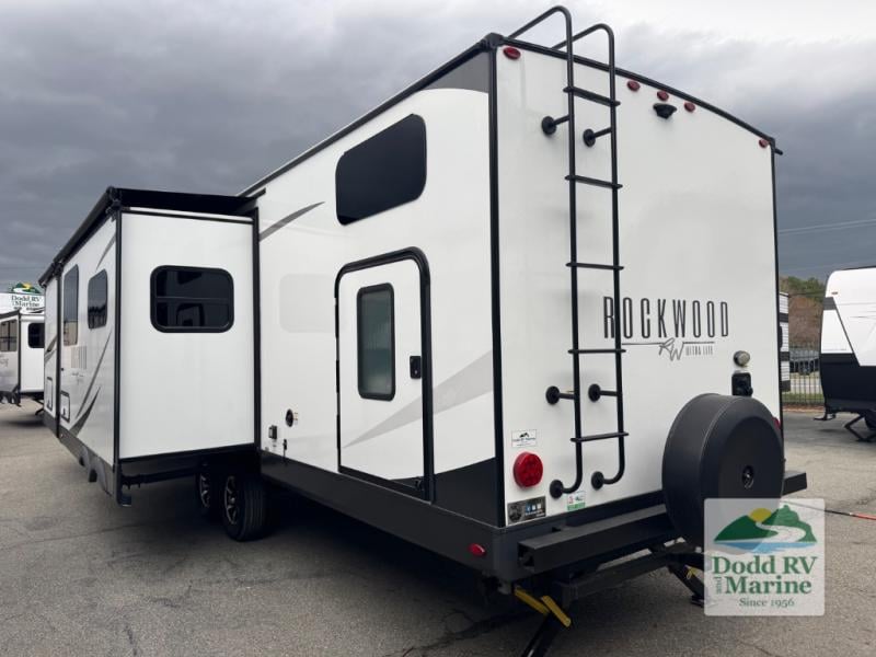 Pre-Owned 2024 Forest River RV 2911BS - photo - 3
