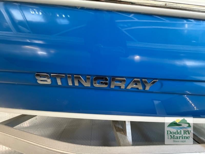 Pre-Owned 2021 Stingray 191 - photo - 32