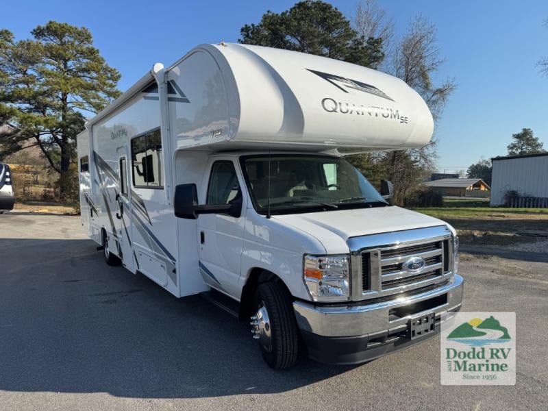 Pre-Owned 2025 Thor Motor Coach SE31 - photo - 0