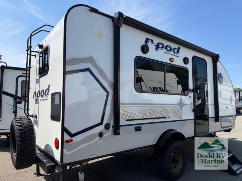 Pre-Owned 2024 Forest River RV RP-192 - photo - 3