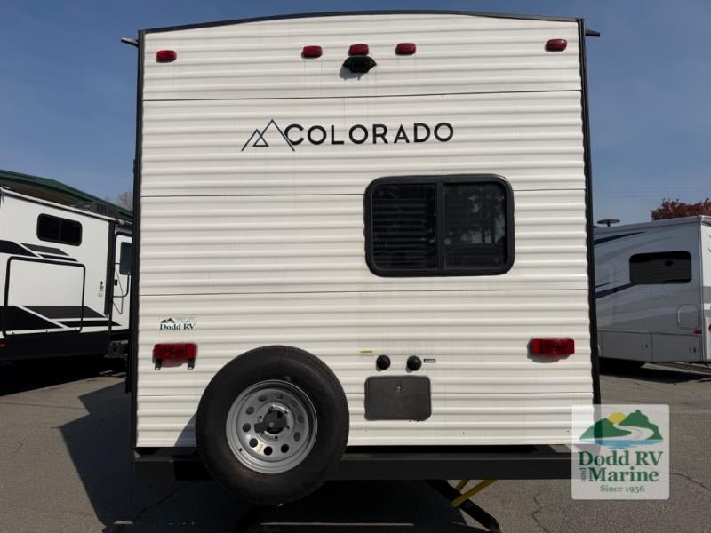 Pre-Owned 2022 Dutchmen RV 30BHSC - photo - 3