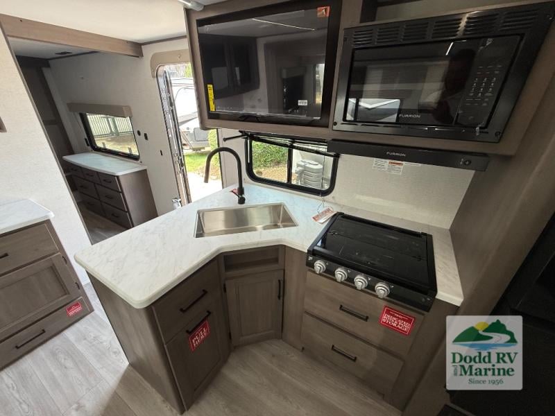 New 2026 Grand Design 335BHT - photo - 9