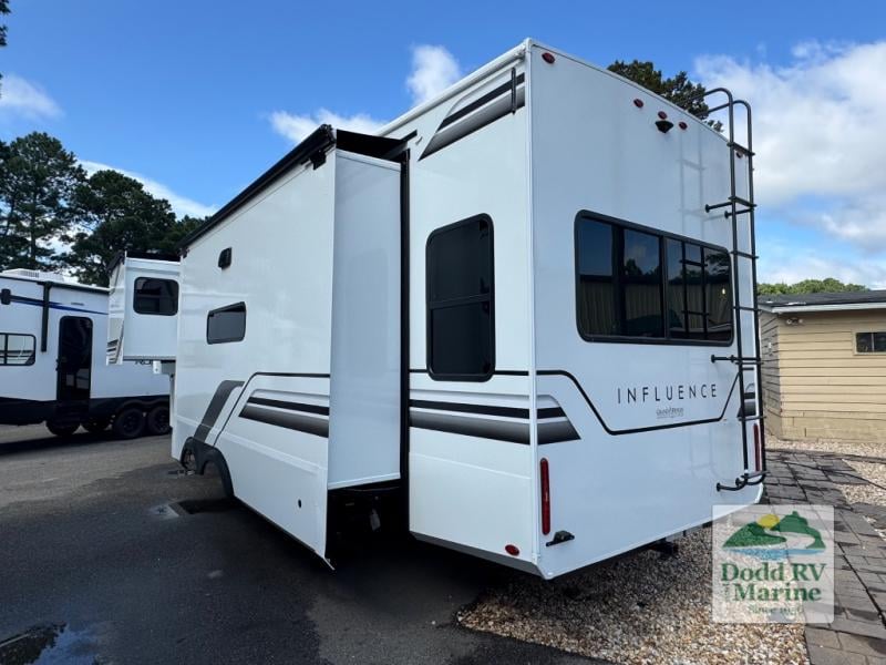 New 2026 Grand Design 3003RL - photo - 2