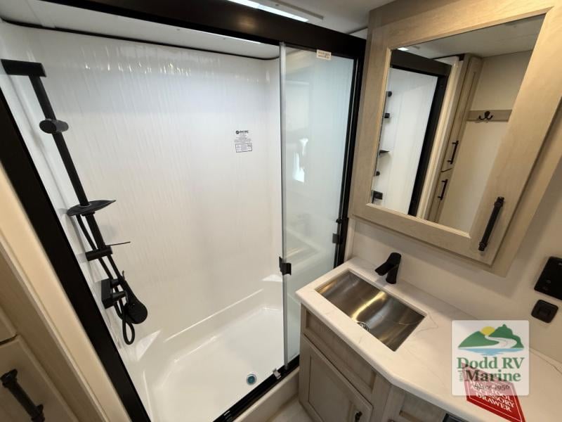 New 2026 Grand Design 3704BH - photo - 31