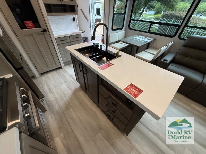New 2026 Grand Design 3704BH - photo - 9