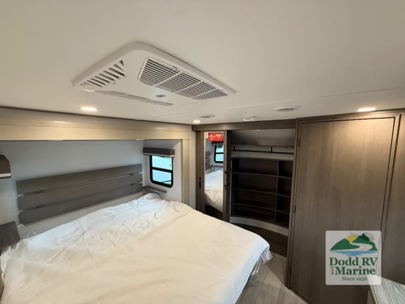 New 2026 Grand Design 3704BH - photo - 35