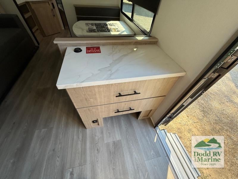 New 2026 Grand Design 23LDE - photo - 13