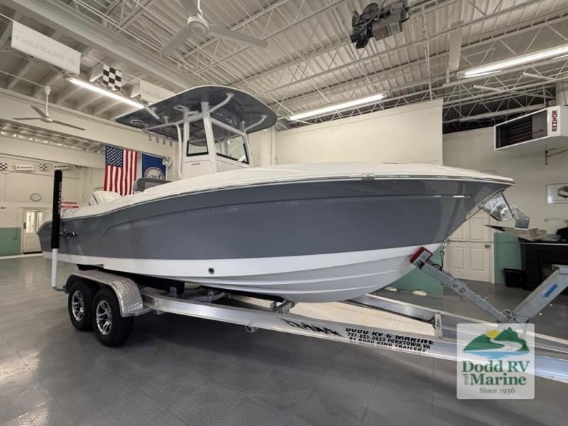 New 2025 Nautic Star 242OS - photo - 1