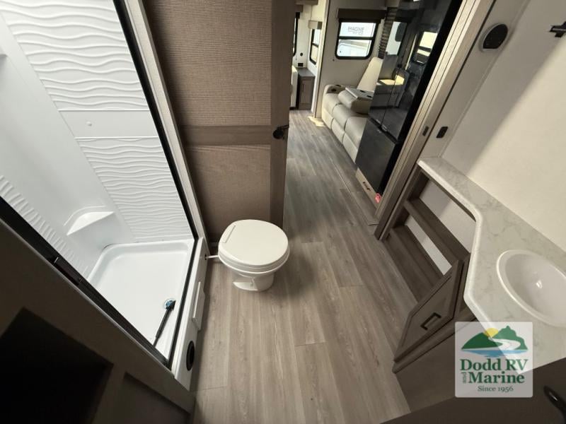 New 2026 Grand Design 245RLT - photo - 32