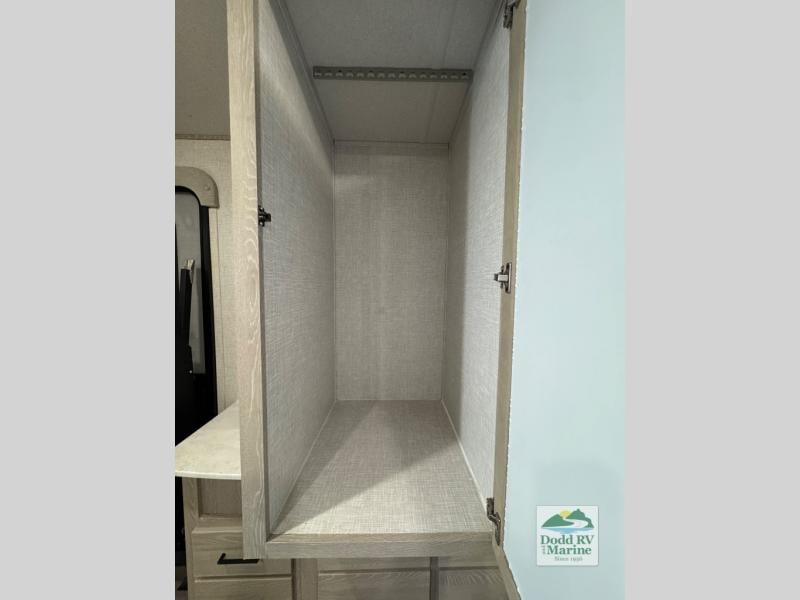 Pre-Owned 2022 Forest River RV 8324SB - photo - 19