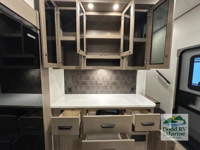 New 2026 Grand Design 303RLS - photo - 18
