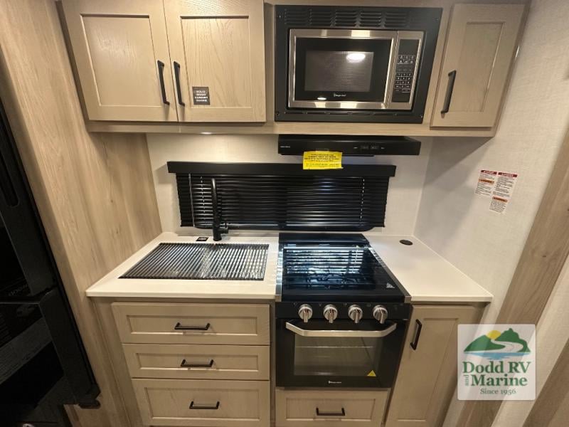 New 2026 Forest River RV 2515S - photo - 8