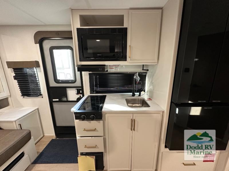 New 2026 Grand Design 161BH - photo - 7